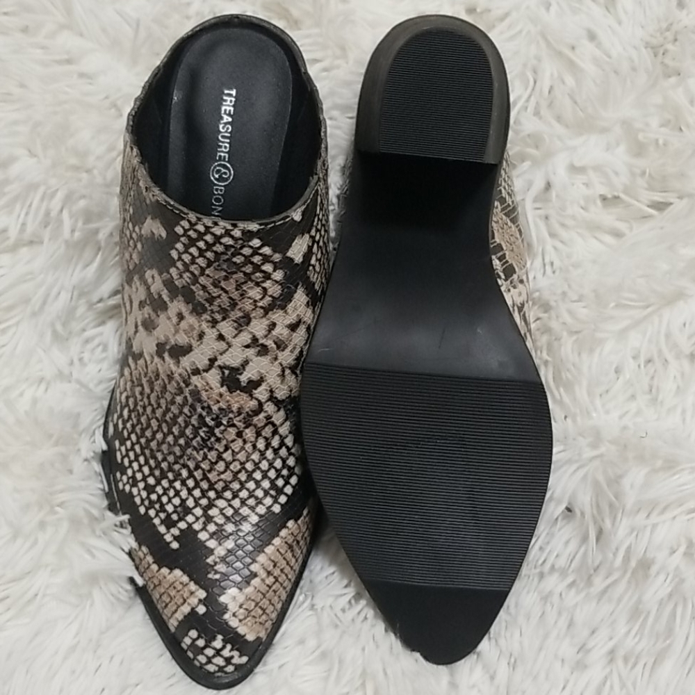 Shoe - Picture 4 of 5